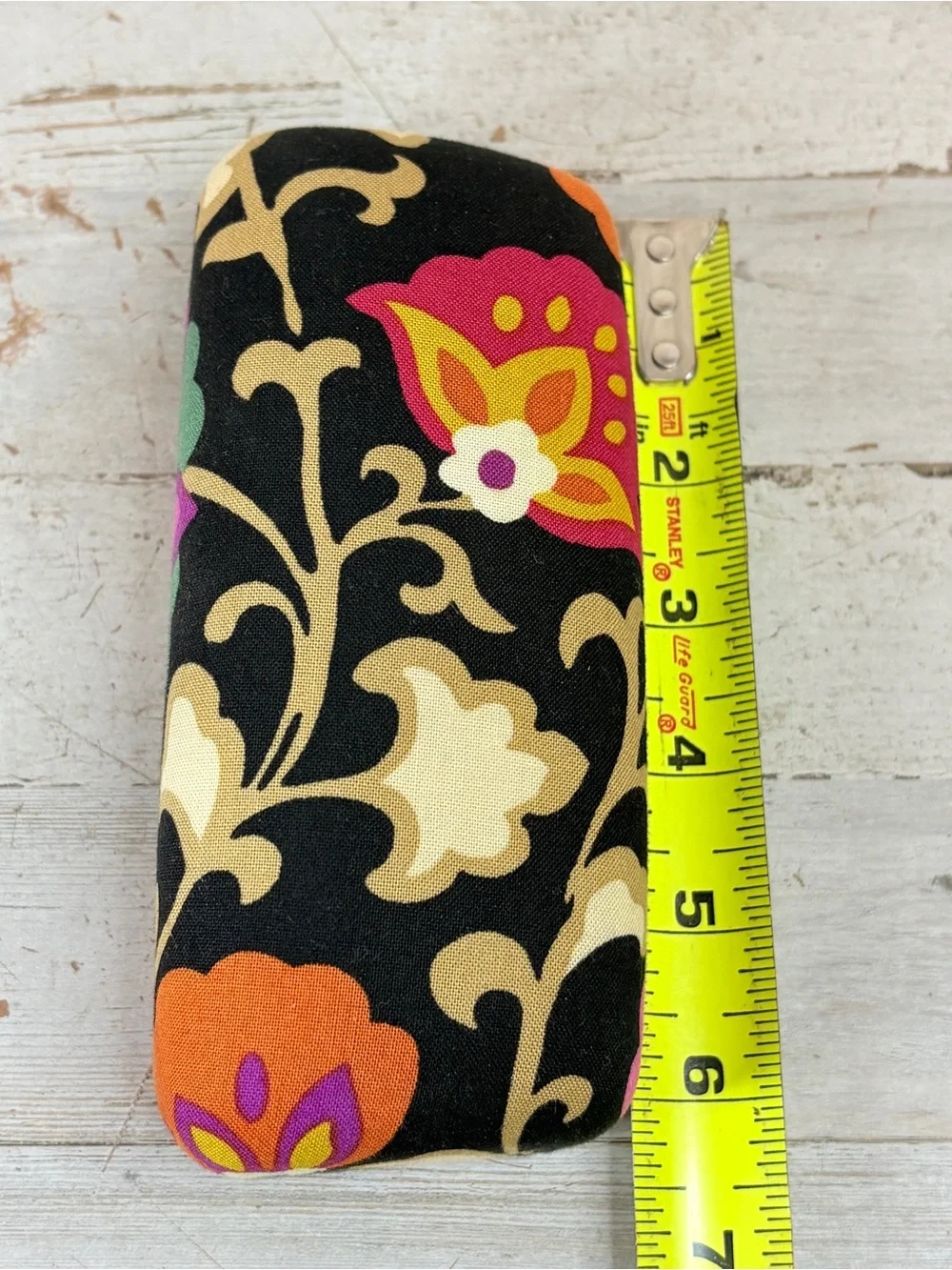VERA BRADLEY Suzani Pattern Hard Eyeglass Clamshell Case Floral